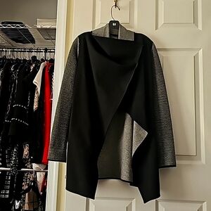 Michi Size Large Sweater